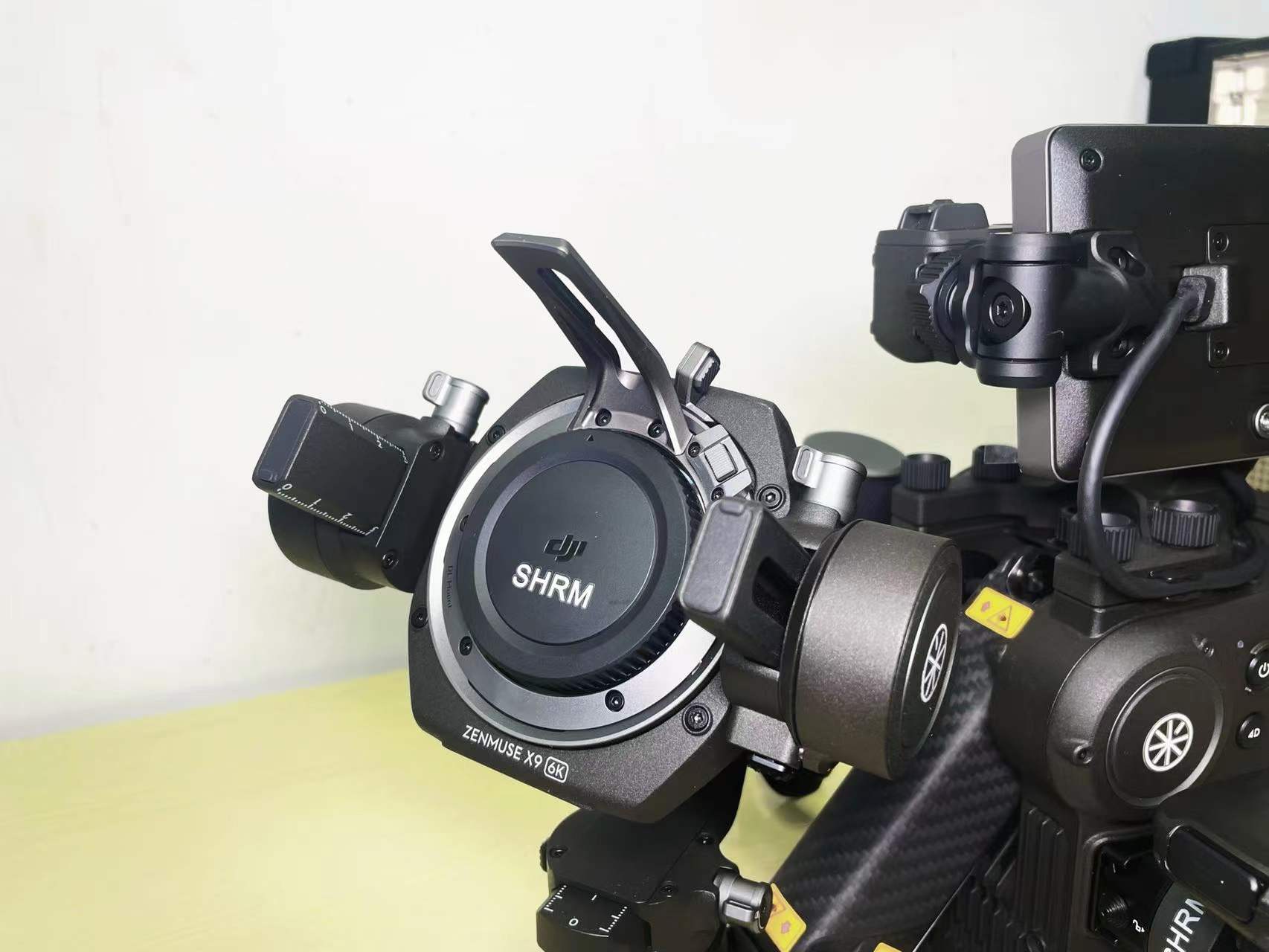 大疆电影机如影4D DJI Ronin 4D-6K 索尼卡口 含专用图传小监 摄像机 | 咔么租赁—影视器材租赁平台,租单反相机,出租摄像机 ...